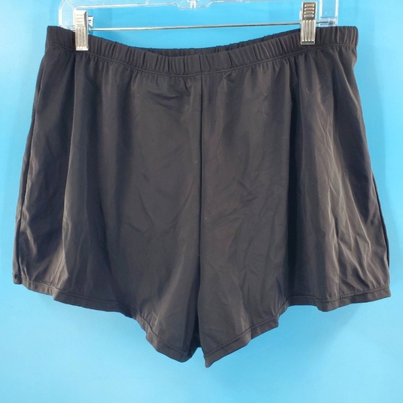 Avenue *new with tags* black swim shorts - Picture 1 of 9